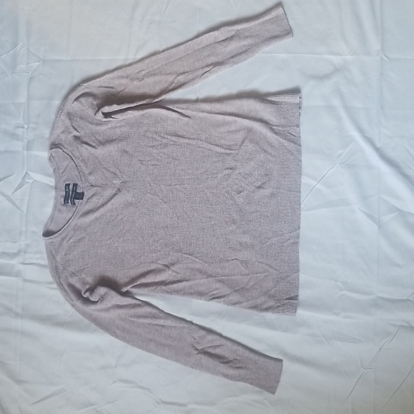 American Eagle Women's Sweater size XXS - Picture 2 of 8